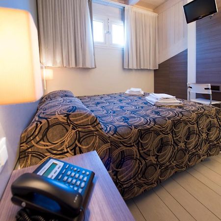 Hotel Aquila Azzurra 里米尼 外观 照片